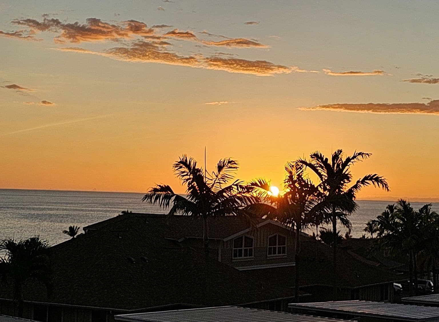 Ocean-view townhome on Ali‘i Drive